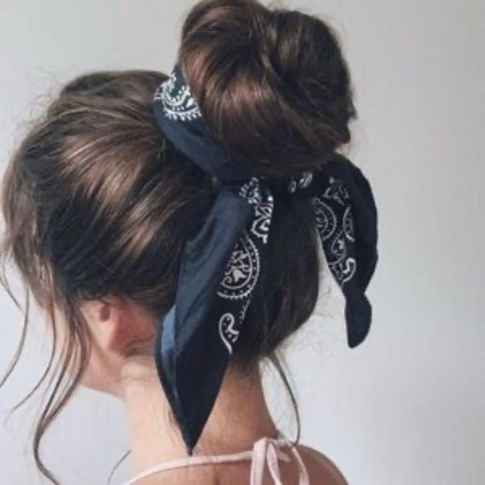 Bandana Bandanas ⭐️NWT Set of 4 “Blue Jean Baby” Hand Dyed, Sun Bleached SCARF - Picture 10 of 14
